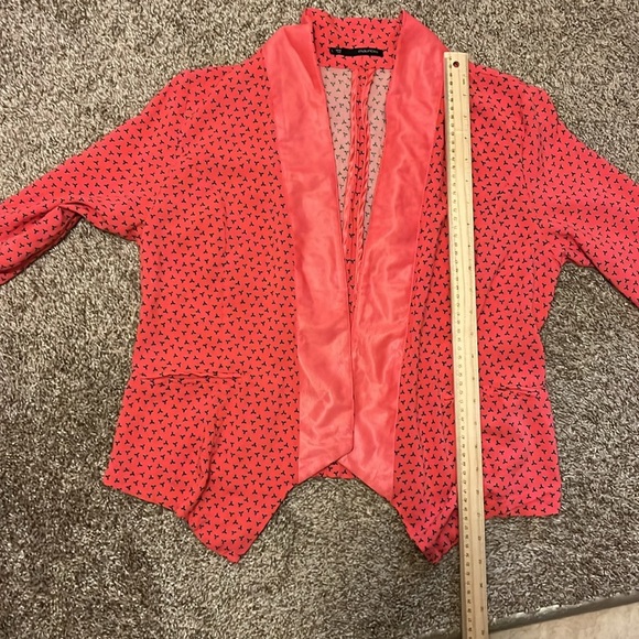 Maurices Coral Patterned light weight Blazer size large - Picture 10 of 10